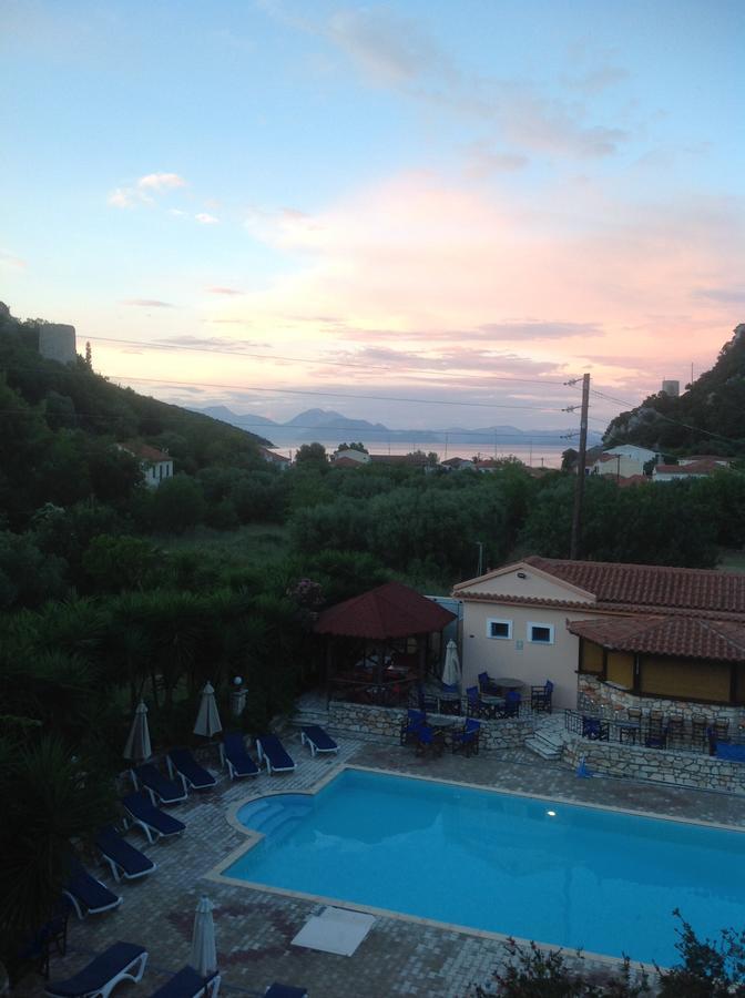 Hotel Nostos Frikes المظهر الخارجي الصورة